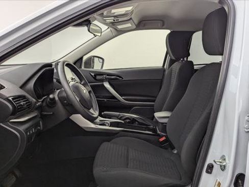 Used 2024 Mitsubishi Eclipse Cross LE image 14