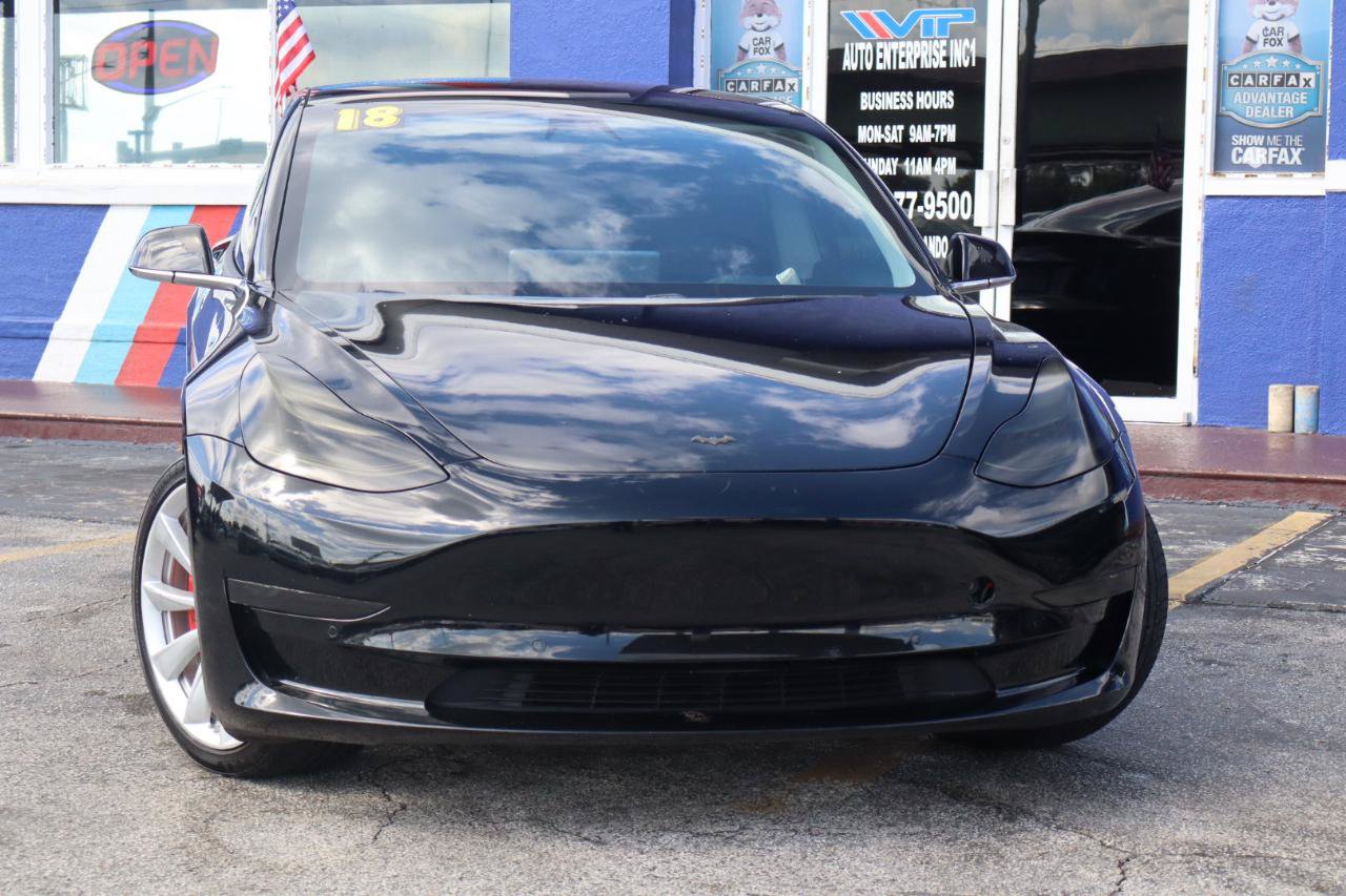 Used 2018 Tesla Model 3 Long Range RWD image 2
