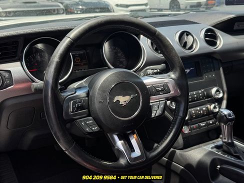 Used 2019 Ford Mustang GT w/ Black Accent Package RWD image 11