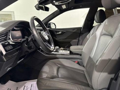 Used 2019 Audi Q8 Premium Plus AWD/4WD image 19