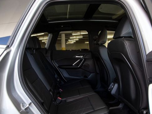 Certified 2025 BMW X1 xDrive28i w/ Technology Package image 24