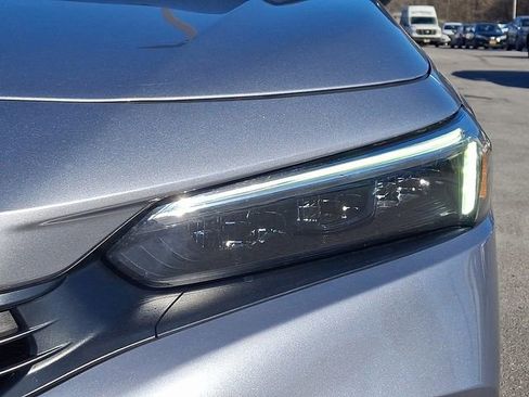 Used 2023 Honda Civic Sport image 9