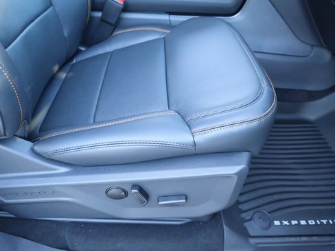 New 2026 Ford Expedition Tremor image 17