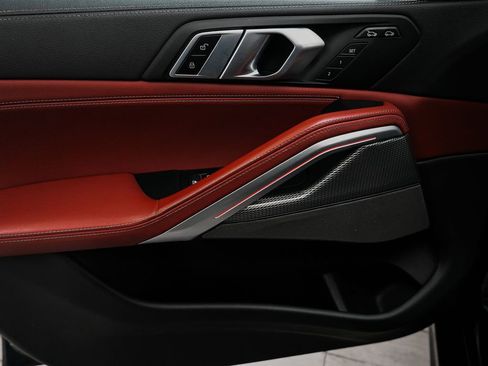 Used 2021 BMW X6 xDrive40i w/ M Sport Package image 12