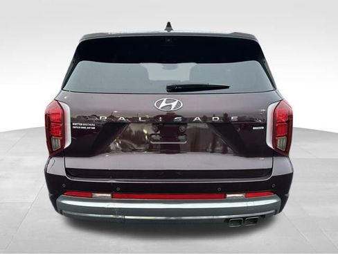 Used 2023 Hyundai Palisade Calligraphy image 6