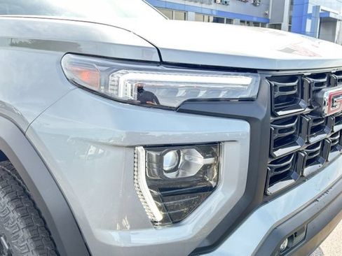New 2026 GMC Canyon Elevation w/ Convenience Package RWD image 12