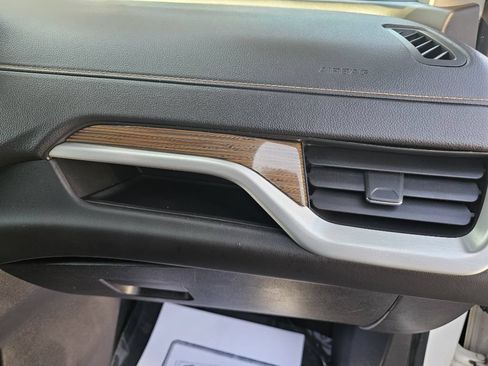 Used 2019 GMC Terrain SLE FWD image 97