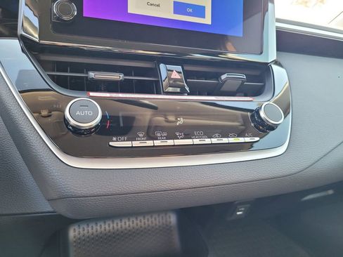Used 2026 Toyota Corolla Hybrid Sedan FWD image 19