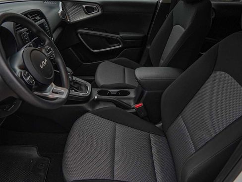 Certified 2024 Kia Soul LX w/ Option Group 015 image 10