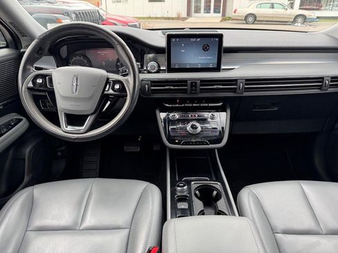 Certified 2021 Lincoln Corsair FWD image 12