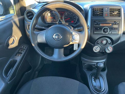 Used 2012 Nissan Versa SV image 28