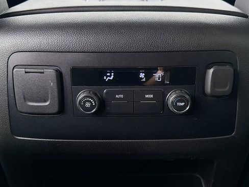 Used 2019 Chevrolet Tahoe LS image 24