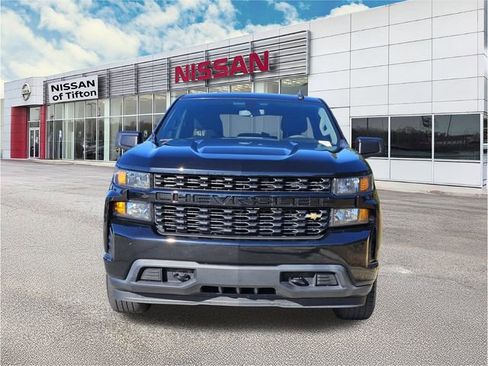 Used 2021 Chevrolet Silverado 1500 Custom image 2