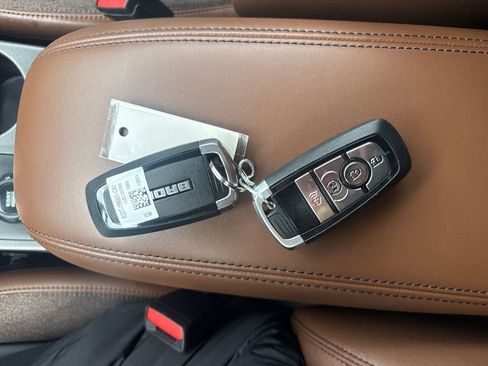 Used 2025 Ford Bronco Sport Outer Banks w/ Outer Banks Tech Package+ image 40