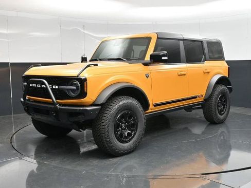Certified 2021 Ford Bronco First Edition AWD/4WD image 7