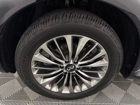 Used 2021 INFINITI QX80 Sensory w/ All-Season Package RWD image 10