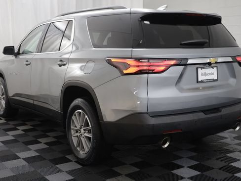 Used 2023 Chevrolet Traverse LT FWD image 15