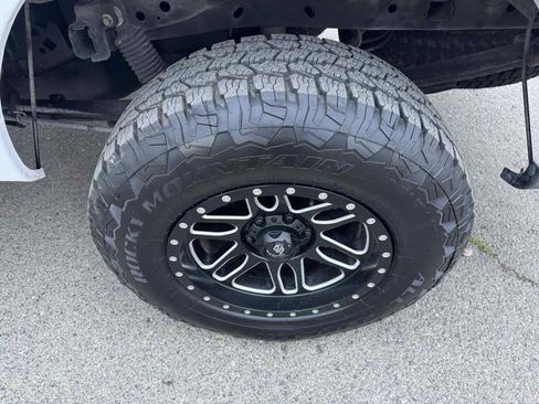 Used 2014 Ford F150 XLT w/ Equipment Group 302A Luxury image 37