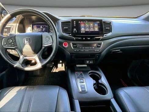 Certified 2023 Honda Passport TrailSport image 9