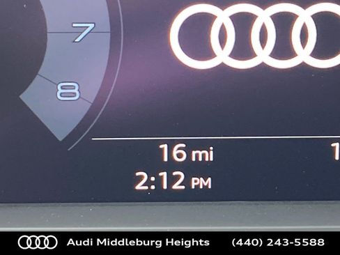 Certified 2025 Audi Q3 2.0T Premium Plus w/ Premium Plus Package image 41