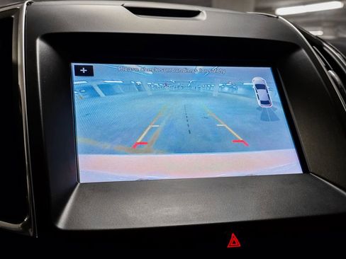 Used 2018 Ford Edge Titanium w/ Canadian Touring Package image 30