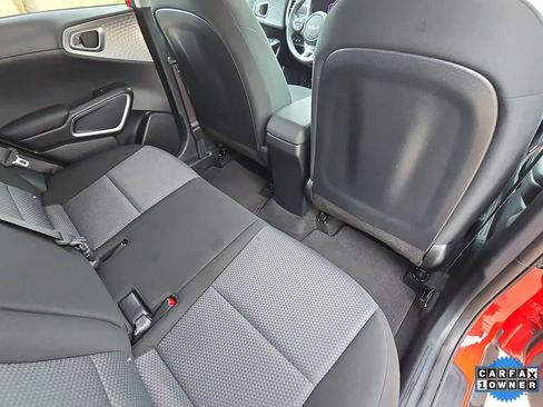 Used 2025 Kia Soul LX w/ LX Technology Package image 11