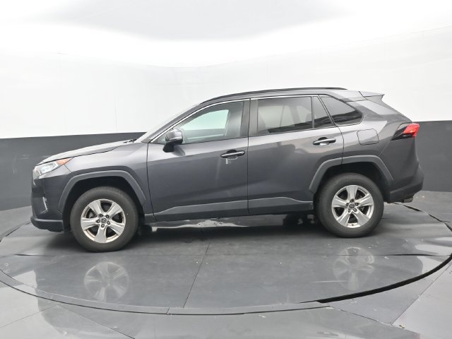 Used 2021 Toyota RAV4 XLE FWD image 7