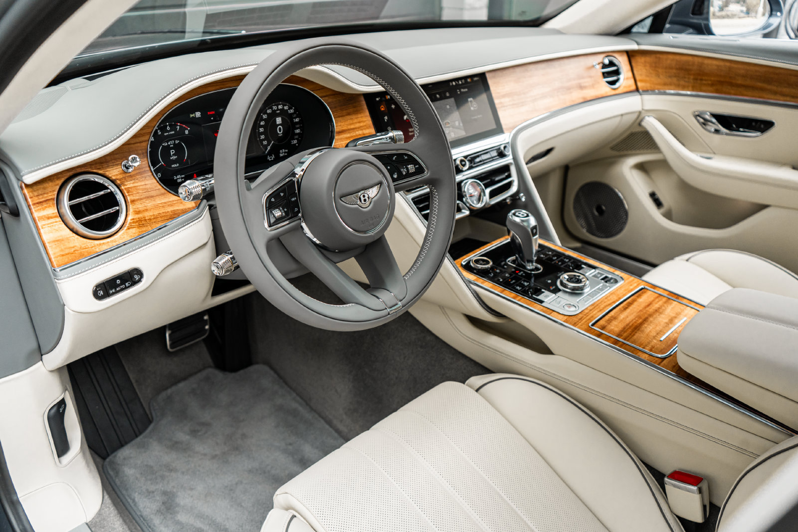 Certified 2026 Bentley Flying Spur V8 AWD/4WD image 29