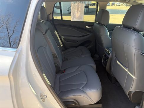 Used 2020 Buick Envision Essence image 30