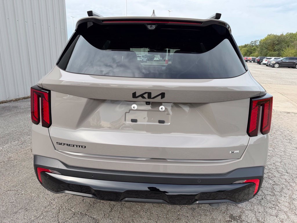 Used 2026 Kia Sorento SX Prestige w/ Olive Brown Leather Package AWD/4WD image 6