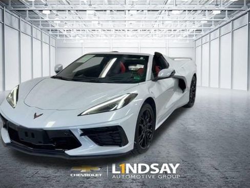 Used 2023 Chevrolet Corvette Stingray Preferred Conv w/ Z51 Performance Package RWD image 5