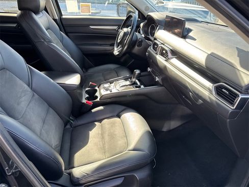 Used 2021 MAZDA CX-5 Touring image 4