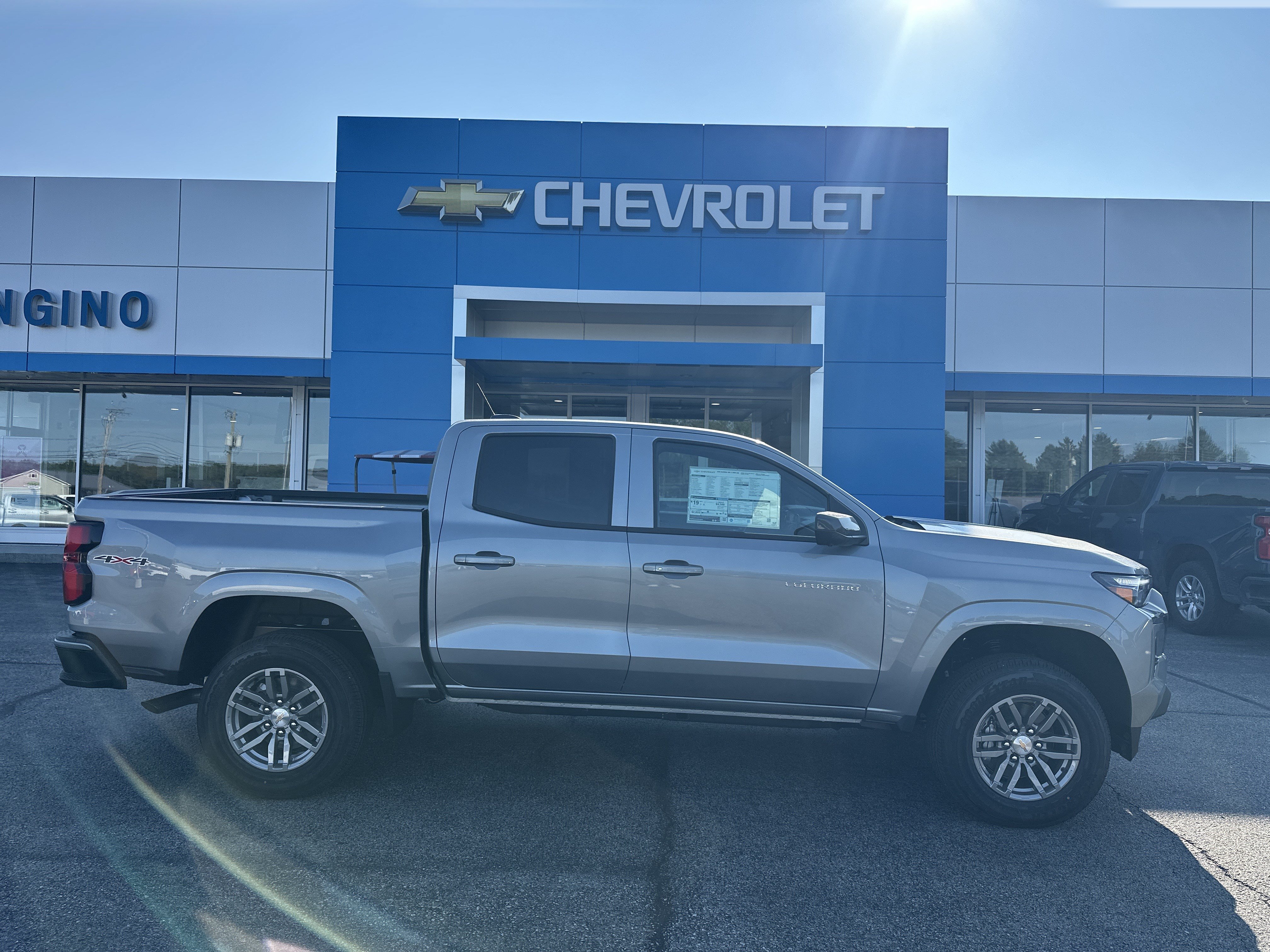 New 2026 Chevrolet Colorado LT w/ LT Convenience Package AWD/4WD image 1