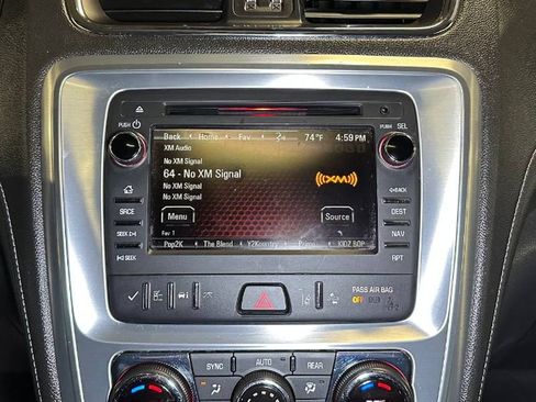 Used 2016 GMC Acadia SLT w/ Open Road Package FWD image 29