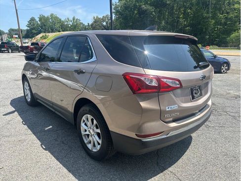 Used 2019 Chevrolet Equinox LT w/ Driver Convenience Package FWD image 8