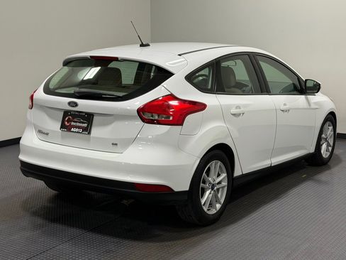 Used 2017 Ford Focus SE image 5