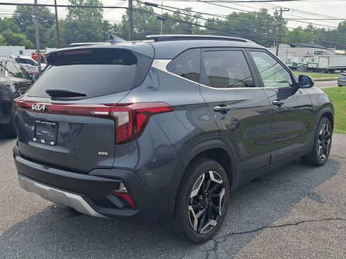 Used 2024 Kia Seltos SX w/ SX Sunroof Package AWD/4WD image 4