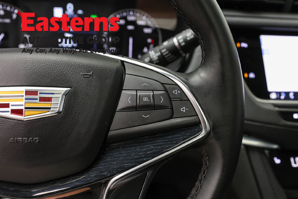 Used 2025 Cadillac XT5 Premium Luxury FWD image 17