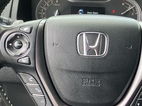 Certified 2022 Honda Ridgeline RTL image 21