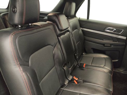 Used 2019 Ford Explorer Sport AWD/4WD image 19