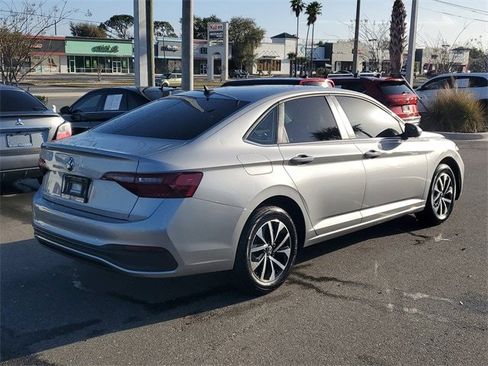 Certified 2023 Volkswagen Jetta S image 4