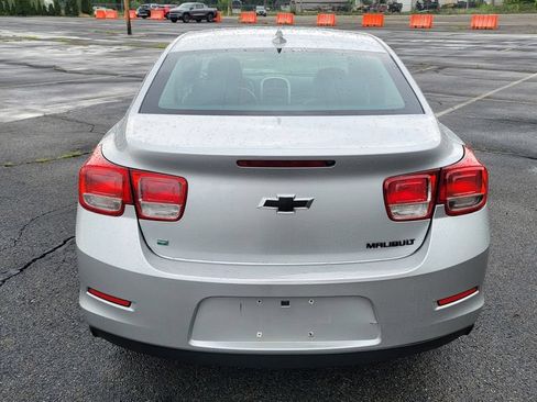 Used 2015 Chevrolet Malibu LT FWD image 10