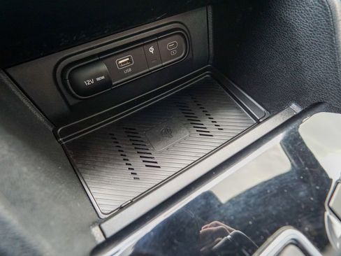 Used 2023 Kia Sportage SX image 28