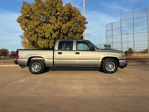 Used 2007 Chevrolet Silverado 1500 LS image 17