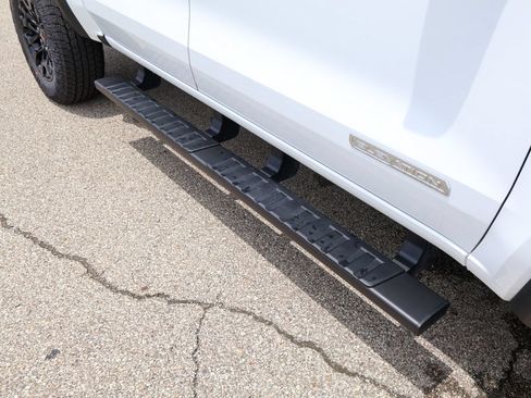 New 2026 GMC Canyon Elevation w/ Convenience Package AWD/4WD image 6