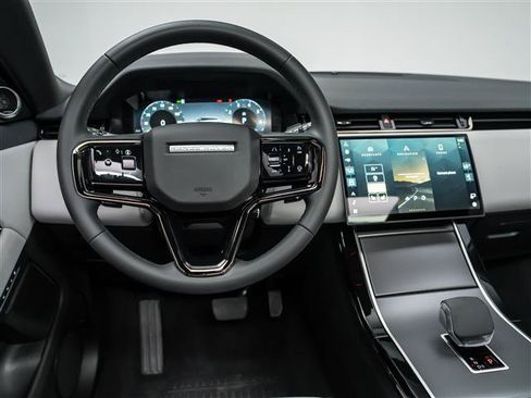 Used 2026 Land Rover Range Rover Evoque S AWD/4WD image 19
