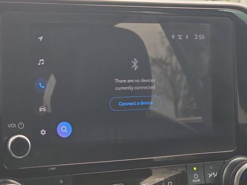 Certified 2024 Toyota Highlander XLE image 22