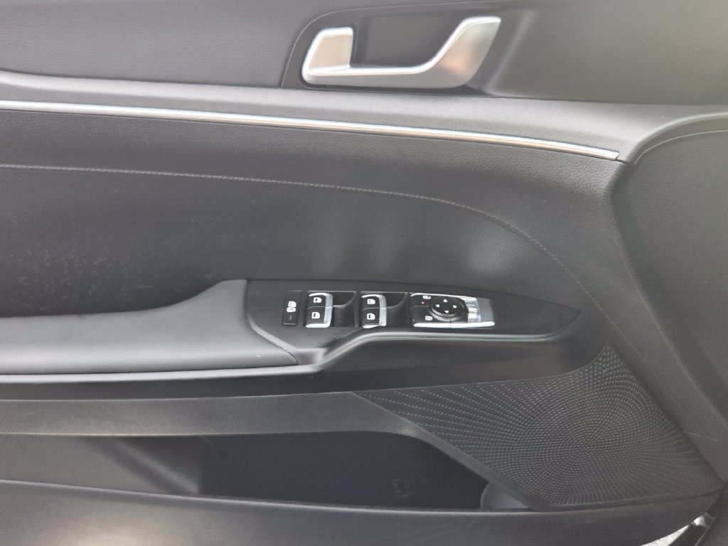 Used 2025 Kia K5 LXS FWD image 29