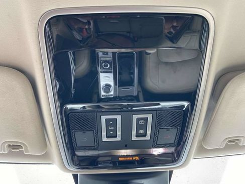 Used 2019 Land Rover Range Rover Supercharged AWD/4WD image 19