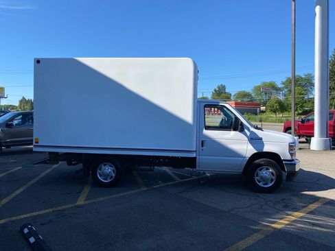 Used 2023 Ford E-350 and Econoline 350 Super Duty w/ Power Windows & Locks Group RWD image 6